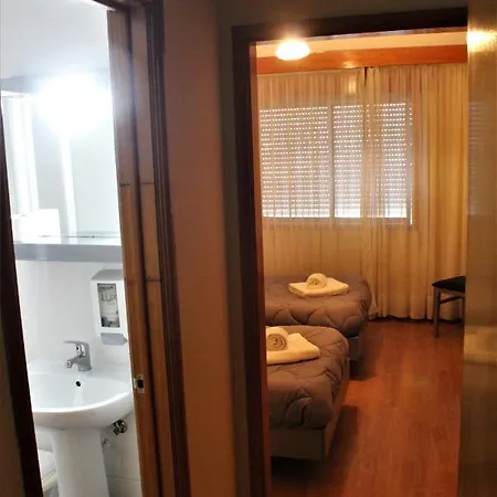 Ξενοδοχείο Jorge V Μιραντέλα