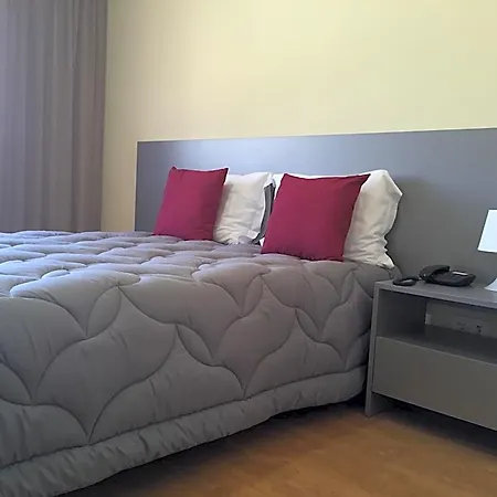 Hotel Jorge V *