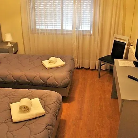 Hotel Jorge V *