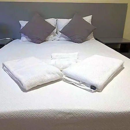 Jorge V Hotel *